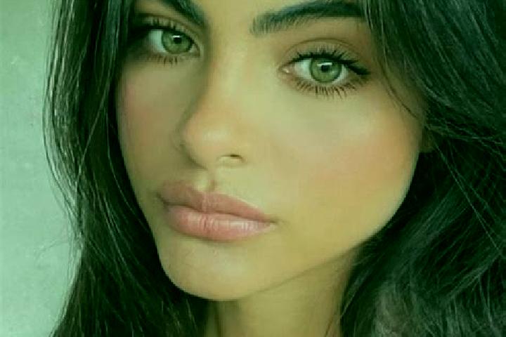 Isabella, 22, a black hazel-eyed caucasian companion based in Falastoaca. Offering Tantra, Fetish, Dinner Date, OWO. Available for incall and outcall, day an...