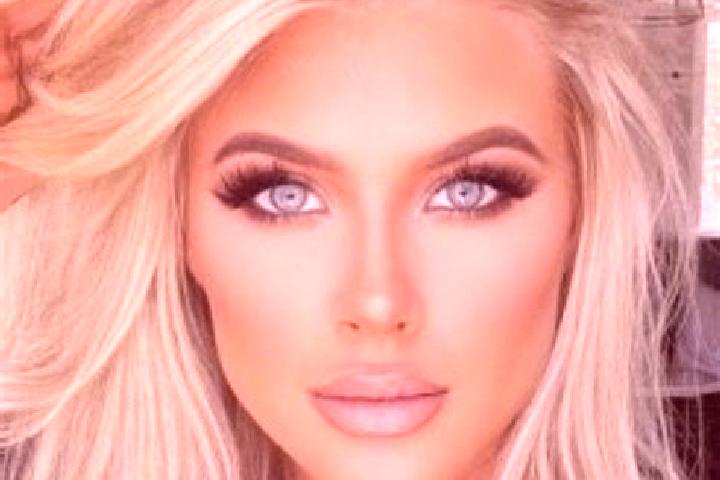 Isabella, 22, a platinum blonde grey-eyed latina companion based in San Bartolo Soyaltepec. Offering OWO, Striptease, Deep French Kissing, A-Level. Available...