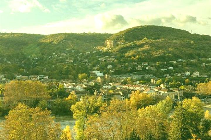 Isabella, 22 — Escort in Couzon-au-Mont-d Or, France