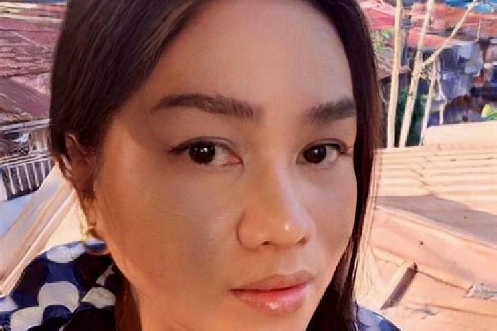 Isabella, 22 — Escort in Kalumpang, Indonesia