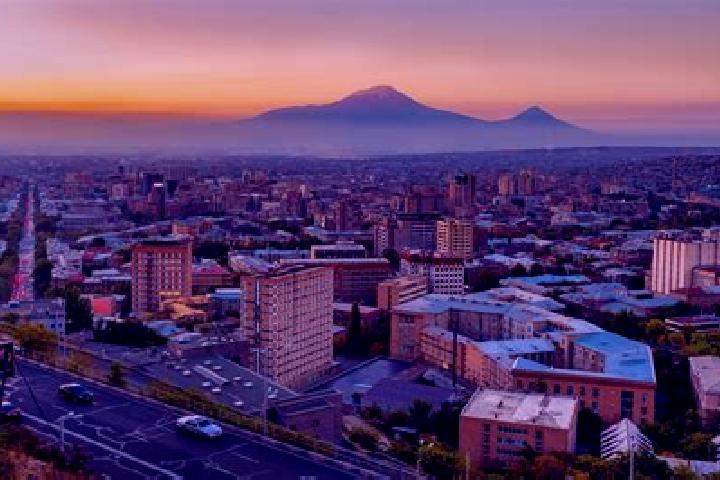 Isabella, 22 — Escort in Lusagyugh, Armenia