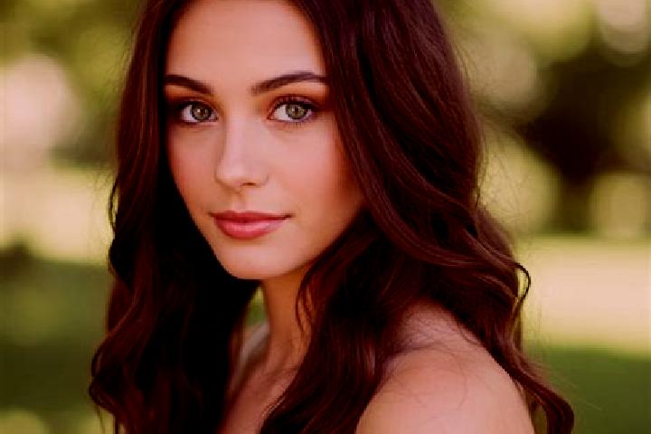 Isabella, 23, a brunette hazel-eyed mediterranean companion based in Coyllurqui. Offering Massage, Party Girl, CIM, Domination. Available for incall and outc...