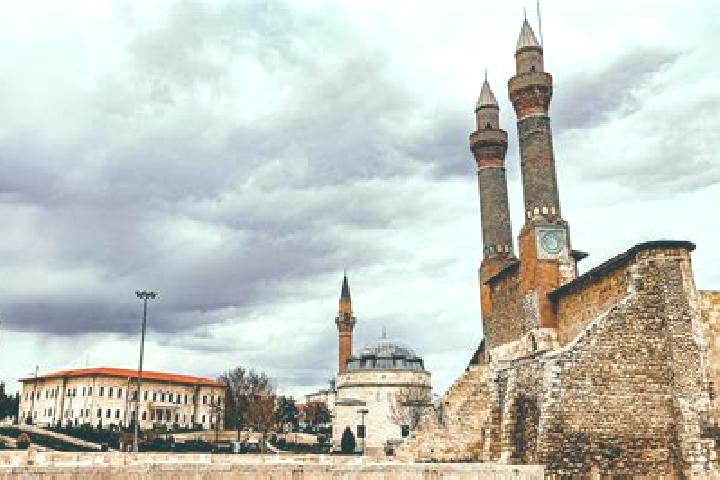 Isabella, 23 — Escort in Sarkisla, Turkey