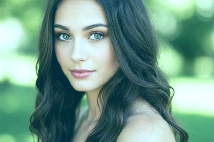 Isabella, 24, a brunette hazel-eyed mixed companion based in Le Langon. Offering Party Girl, Massage. Available for incall and outcall, overnight bookings av...