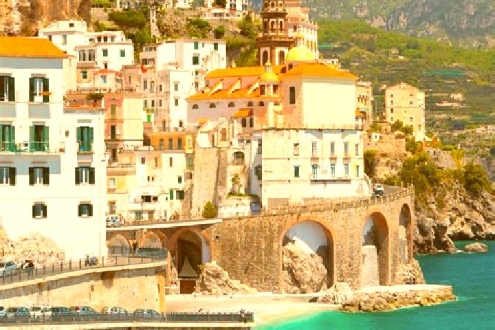 Isabella, 24 — Escort in Castrovillari, Italy