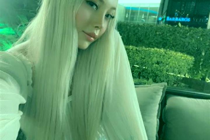 Isabella, 24 — Escort in Corlu, Turkey