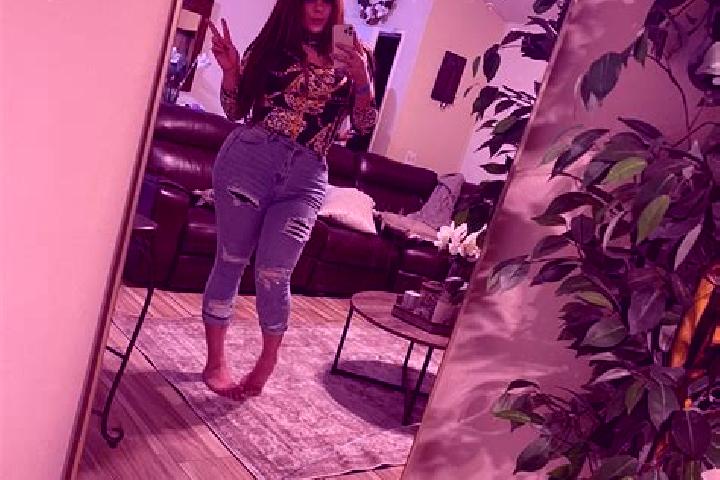 Isabella, 24 — Escort in Cuied, Romania