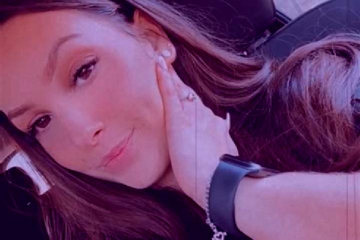 Isabella, 24 — Escort in Mlady Smolivec, Czech Republic
