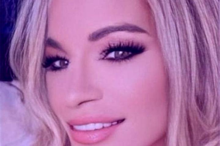 Isabella, 24 — Escort in Santa Maria, Italy