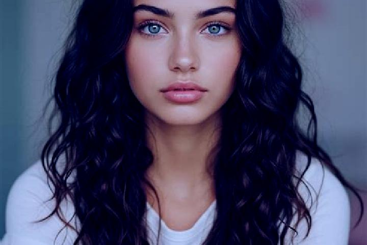 Isabella, 25, a brunette grey-eyed mediterranean companion based in Pironchamps. Offering Travel Companion, Overnight, Dinner Date, Couples. Available for in...