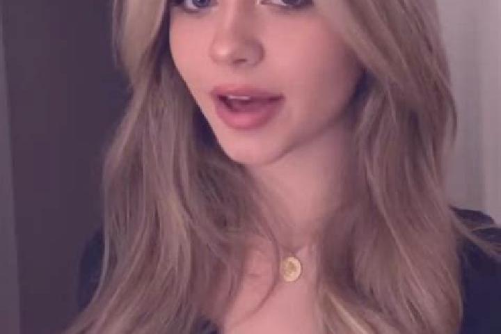Isabella, 25, a dark blonde green-eyed mediterranean companion based in Cuntis. Offering Prostate Massage, OWO, A-Level, 69. Available for incall and outcall...