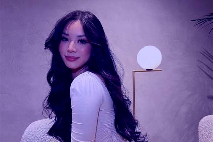 Isabella, 25 — Escort in Tanta, Indonesia