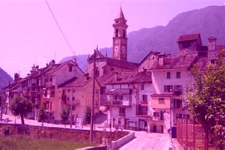 Isabella, 25 — Escort in Varzo, Italy