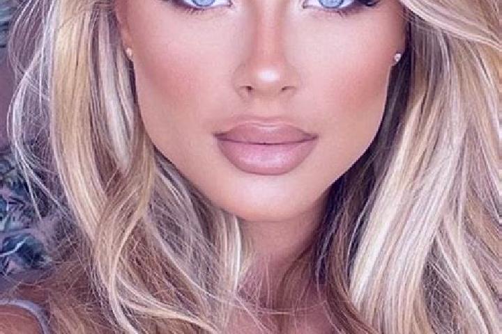 Isabella, 26, a blonde blue-eyed latina companion based in Cuervito Abajo. Offering Deep French Kissing, Travel Companion, Fetish, Prostate Massage. Availabl...