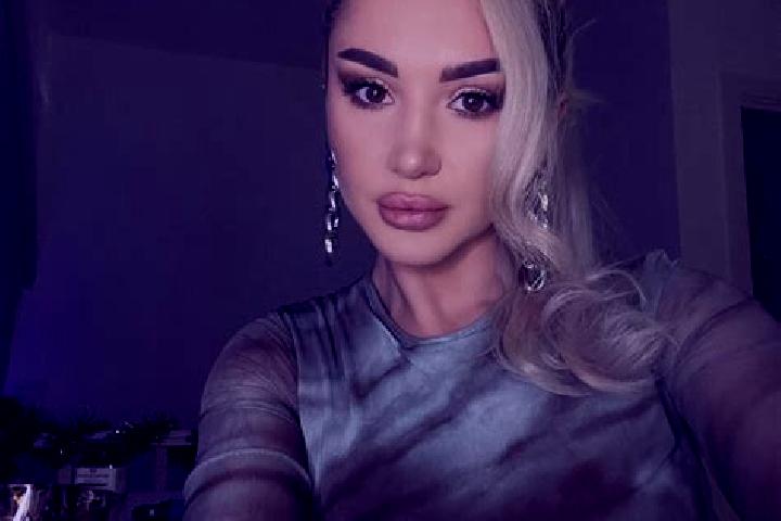 Isabella, 26, a blonde brown-eyed indian companion based in Saginaw Township North. Offering Duos, GFE, BDSM, Striptease. Available for incall and outcall, d...