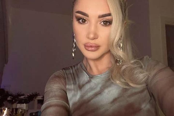 Isabella, 26, a blonde grey-eyed indian companion based in Machida. Offering Duos, BDSM, GFE, Massage. Available for incall and outcall, day and evening dates.