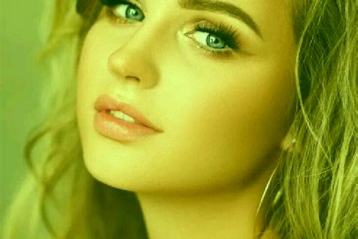 Isabella, 26, a dark blonde blue-eyed mediterranean companion based in Challes-les-Eaux. Offering CIM, Tantra, BDSM, Fetish, Couples. Available for incall an...