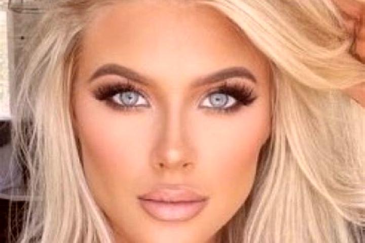 Isabella, 26, a platinum blonde amber-eyed mixed companion based in Tingqian. Offering Tantra, Roleplay, BDSM. Available for incall and outcall, day and even...