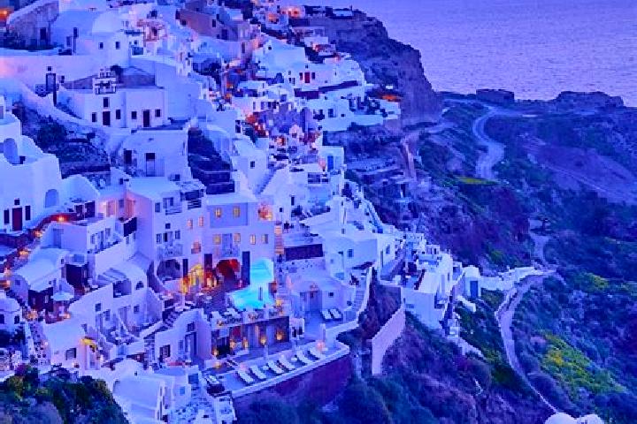 Isabella, 26 — Escort in Platanotopos, Greece