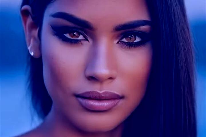 Isabella, 27, a black brown-eyed latina companion based in Stanca. Offering Travel Companion, Overnight, Striptease. Available for incall and outcall, overni...