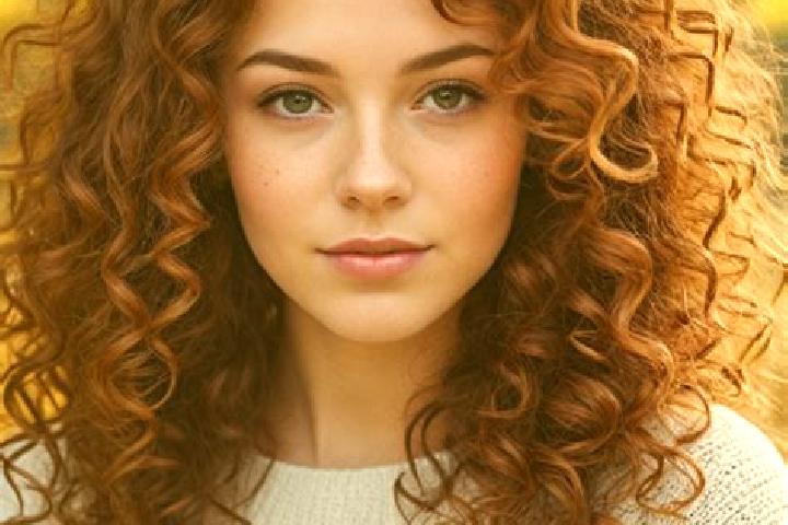 Isabella, 28, a auburn dark-eyed slavic companion based in Pardeh Gusheh. Offering OWO, GFE. Available for incall and outcall, day and evening dates.
