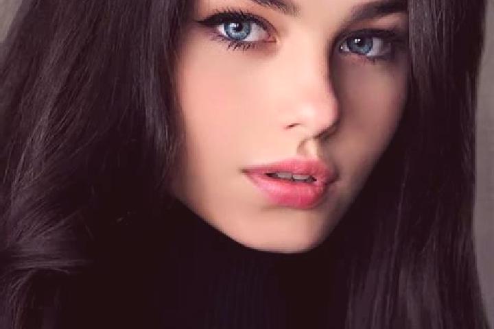 Isabella, 28, a black green-eyed slavic companion based in Yerky. Offering 69, GFE, Overnight, CIM. Available for incall and outcall, day and evening dates.