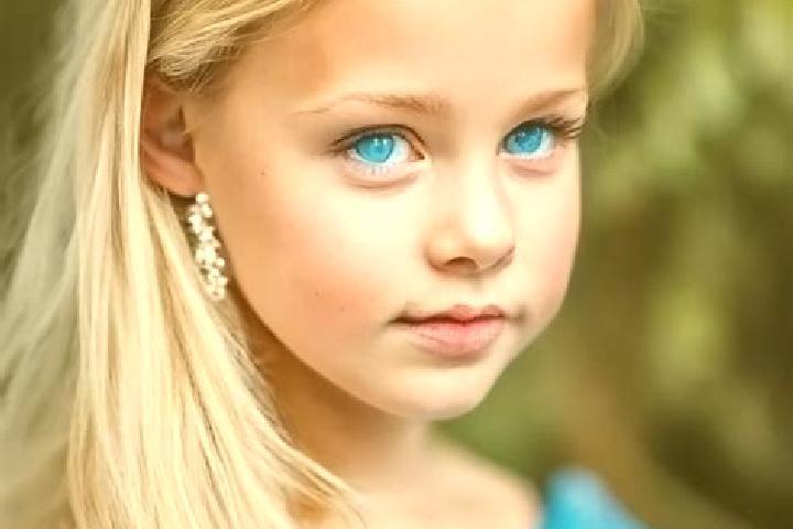 Isabella, 28, a blonde blue-eyed caribbean companion based in Sukacai. Offering Erotic Massage, Striptease, Tantra. Available for incall and outcall, overnig...