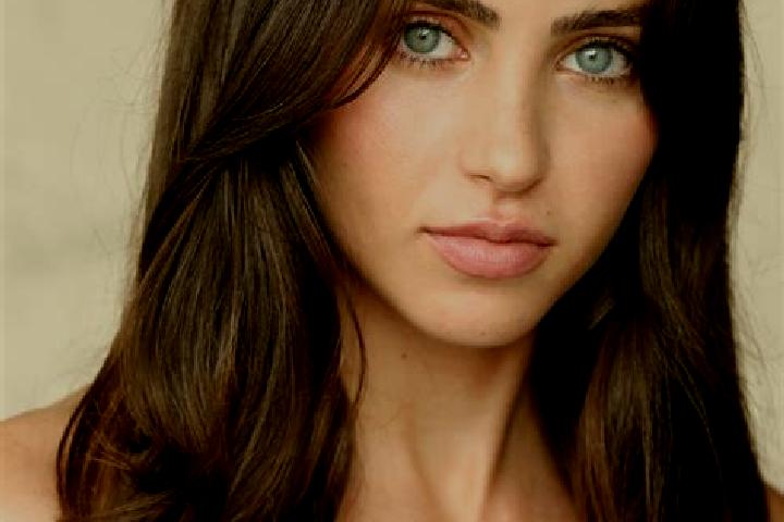 Isabella, 28, a blonde brown-eyed middle eastern companion based in Congonhinhas. Offering Erotic Massage, Girlfriend Experience, 69, Travel Companion. Avail...