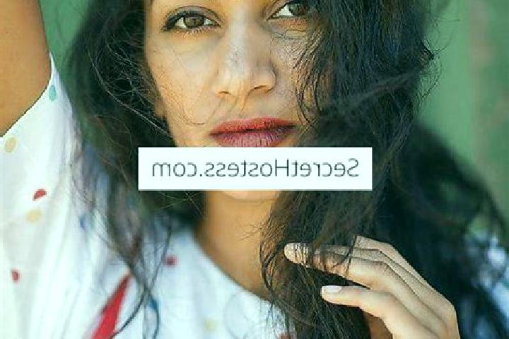 Isabella, 28, a dark blonde amber-eyed indian companion based in San Jose del Rio. Offering Prostate Massage, 69. Available for incall and outcall, day and e...