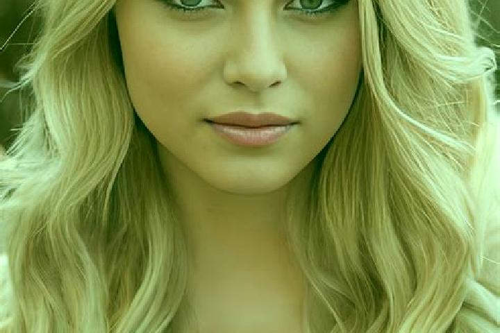 Isabella, 28, a dark blonde amber-eyed slavic companion based in Kanakpur Part-II. Offering Travel Companion, Tantra, Deep French Kissing, A-Level. Available...