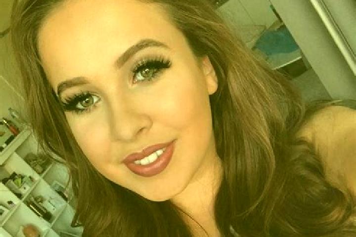Isabella, 28, a red brown-eyed middle eastern companion based in Bayir. Offering Deep French Kissing, Massage, A-Level, Erotic Massage. Available for incall ...