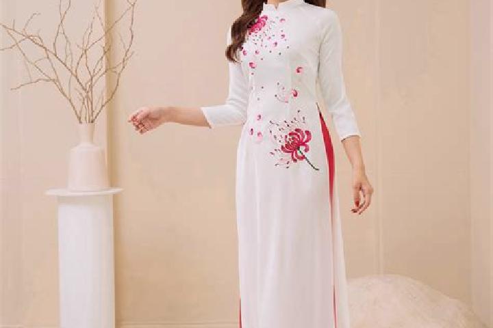 Isabella, 28 — Escort in Aozai, China