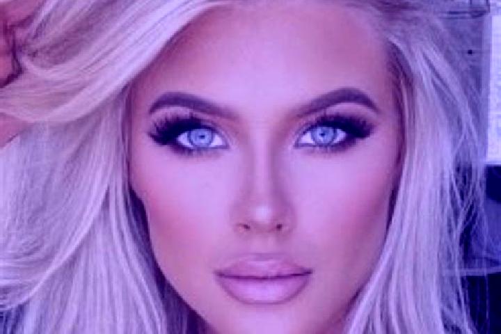 Isabella, 29, a platinum blonde amber-eyed european companion based in Simiti. Offering OWO, Tantra, Massage. Available for incall and outcall, overnight boo...