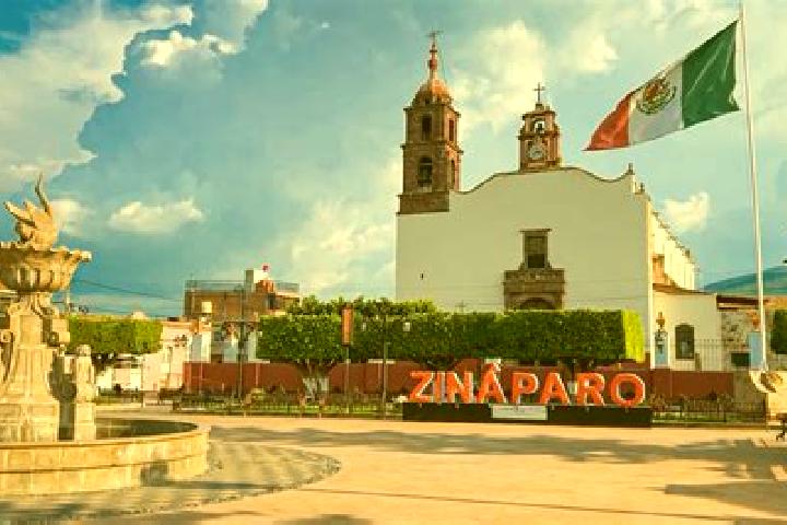 Isabella, 30 — Escort in Altamira de Zinaparo, Mexico