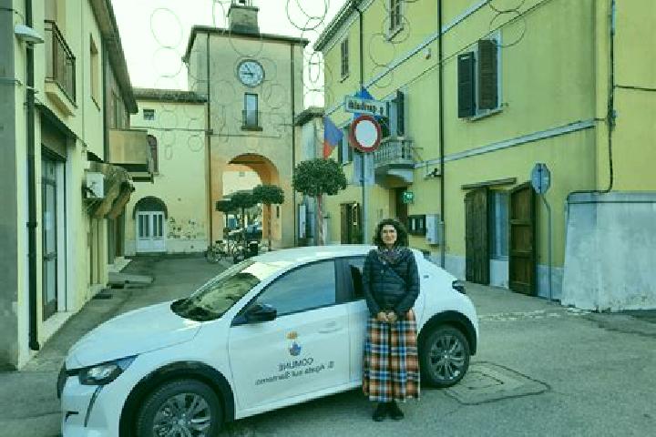 Isabella, 30 — Escort in Sant Agata sul Santerno, Italy