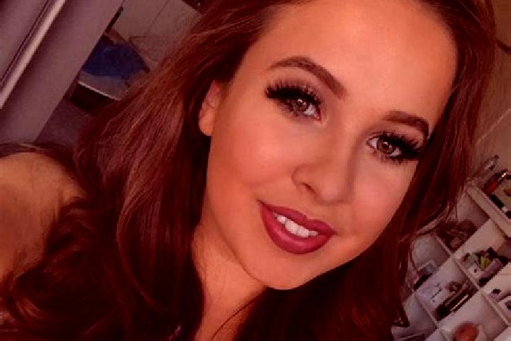 Isabella, 31, a red dark-eyed mixed companion based in Cuisiat. Offering Striptease, Travel Companion, Fetish, Dinner Date. Available for incall and outcall,...
