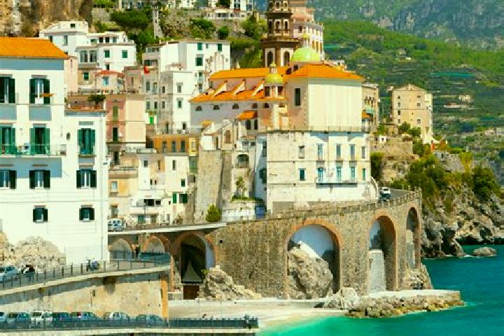 Isabella, 31 — Escort in Mercogliano, Italy