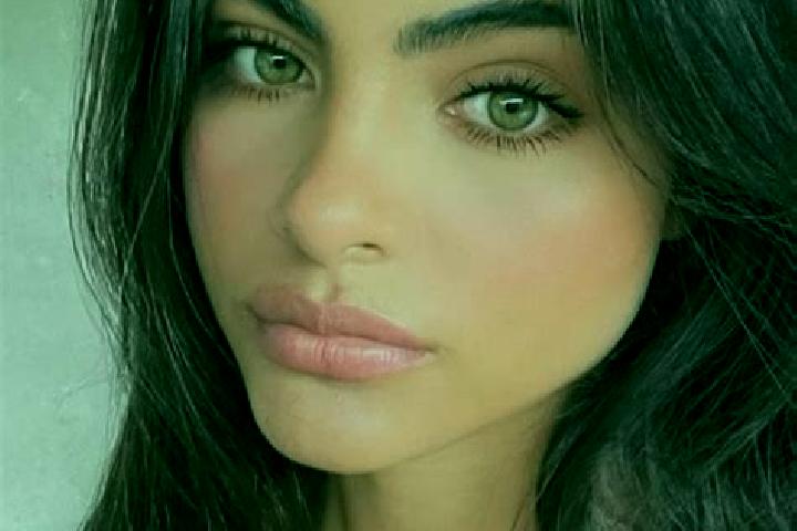 Isabella, 32, a brunette green-eyed middle eastern companion based in Merschbach. Offering 69, Domination, Party Girl. Available for incall and outcall, day ...