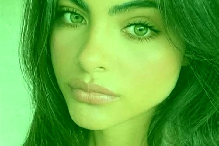 Isabella, 32, a chestnut green-eyed indian companion based in Muara Soma. Offering Roleplay, Travel Companion, 69, Deep French Kissing. Available for incall ...
