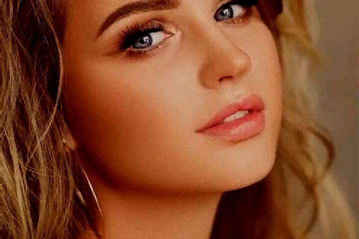 Isabella, 32, a dark blonde blue-eyed european companion based in San Antonio Enchisi. Offering GFE, Party Girl, Massage, OWO. Available for incall and outca...