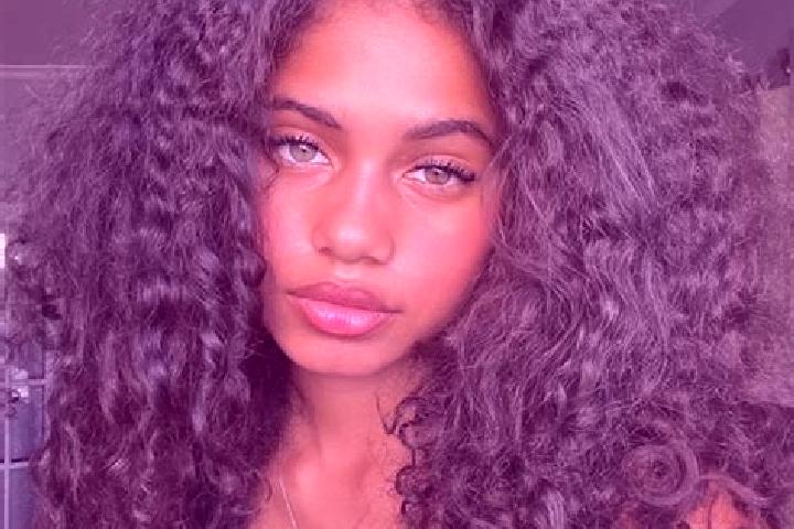 Isabella, 32, a red blue-eyed ebony companion based in El Cuervo. Offering Party Girl, Dinner Date, Duos, Domination. Available for incall and outcall, day a...