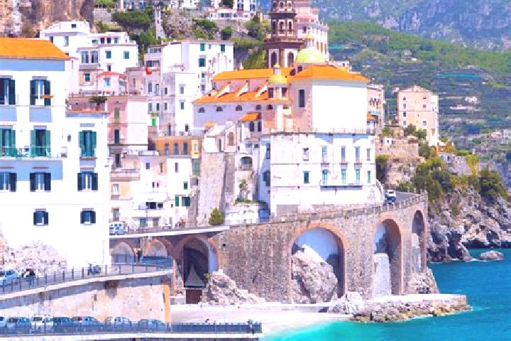 Isabella, 32 — Escort in Robecco d Oglio, Italy