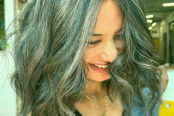 Isabella, 34, a brunette grey-eyed indian companion based in Lautaro. Offering Roleplay, Tantra, BDSM. Available for incall and outcall, day and evening dates.