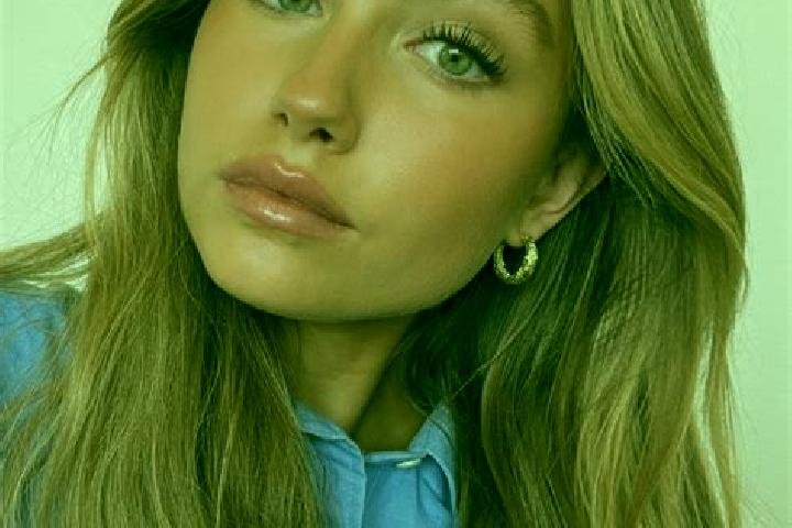 Isabella, 34, a dark blonde green-eyed mixed companion based in Co Phuc. Offering Travel Companion, A-Level, Overnight, Fetish. Available for incall and outc...