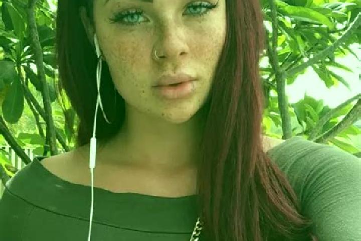 Isabella, 34, a red dark-eyed latina companion based in Cerezo de Rio Tiron. Offering BDSM, Overnight, Domination, Dinner Date. Available for incall and outc...