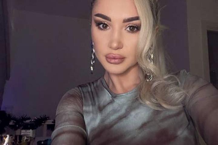 Isabella, 35, a blonde grey-eyed caucasian companion based in Rutland Park. Offering GFE, Erotic Massage, Travel Companion, BDSM, CIM. Available for incall a...