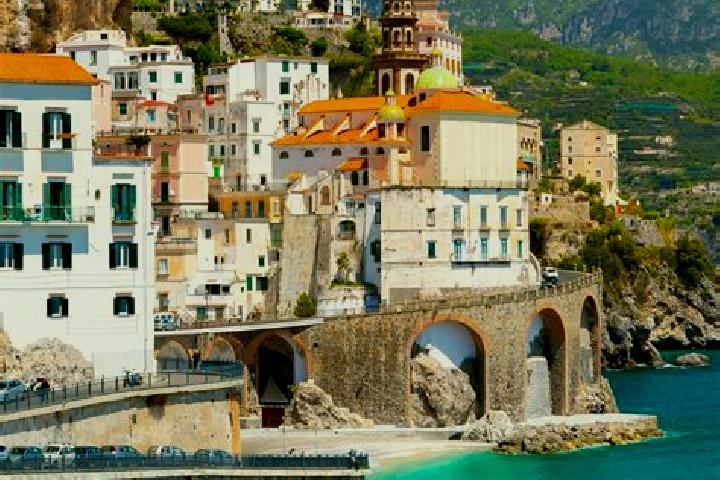 Isabella, 35 — Escort in Oliveri, Italy