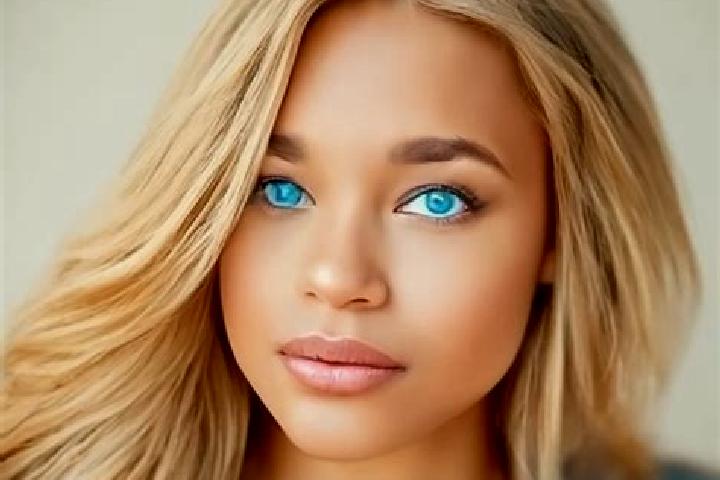 Isabella, 36, a dark blonde blue-eyed latina companion based in Cansolungon. Offering BDSM, 69, Tantra, OWO. Available for incall and outcall, day and evenin...