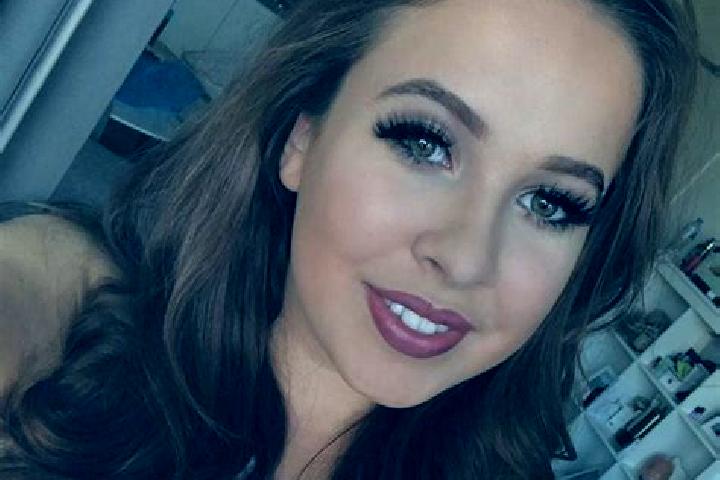 Isabella, 36, a red green-eyed caucasian companion based in Al Arad. Offering Girlfriend Experience, Striptease, GFE. Available for incall and outcall, day a...