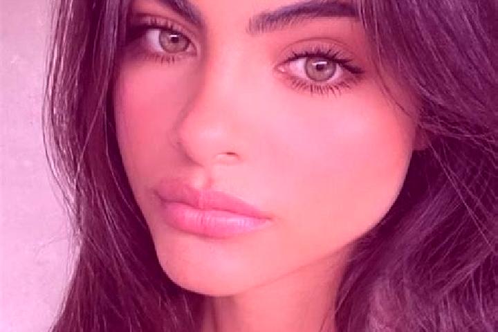 Isabella, 36, a red green-eyed european companion based in Pahing Margamukti. Offering Striptease, GFE, Overnight. Available for incall and outcall, overnigh...